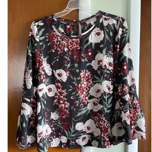 Floral top from the LOFT outlet. Size small